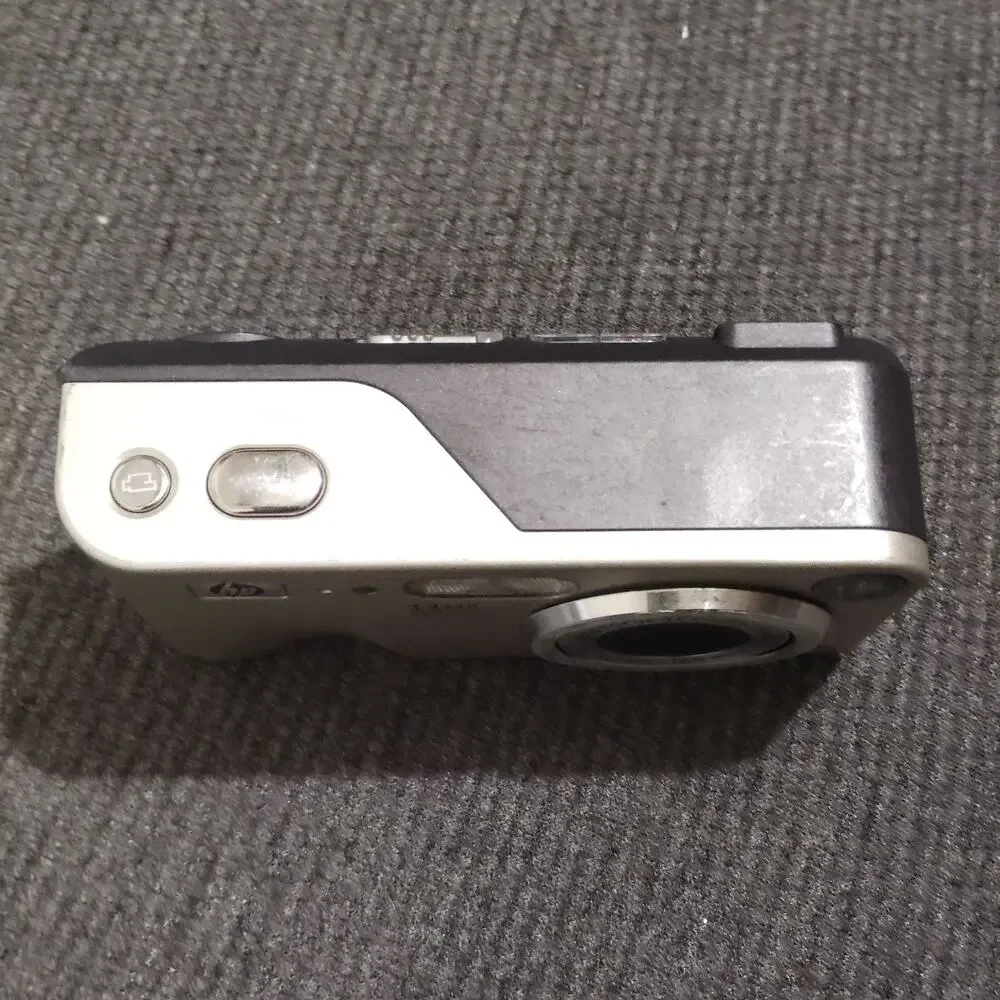 HP Photosmart M305 3.2MP Digital Camera Parts Repair Cracked Screen